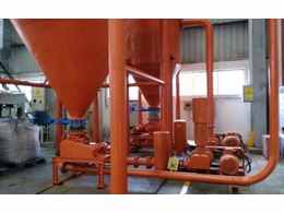 廣東塑料顆粒廠(chǎng)塑料顆粒循環(huán)輸送系統(tǒng)調(diào)試成功